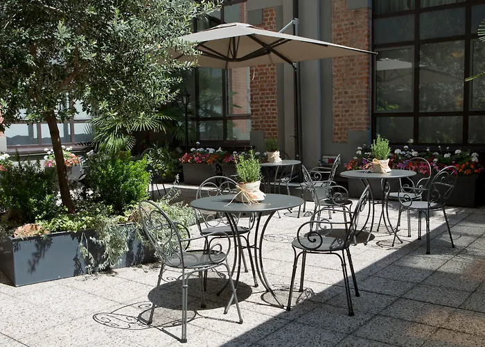 מלון Starhotels Business Palace