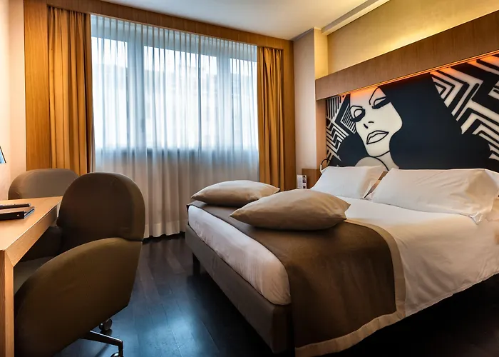 Hotel Crowne Plaza By Ihg 4*