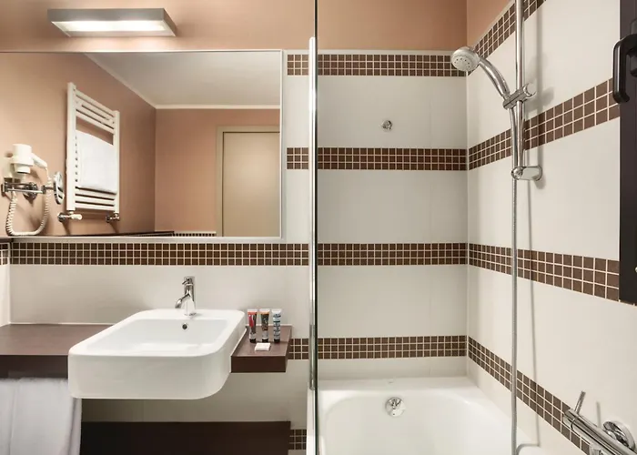 Hotel Ramada Plaza By Wyndham Milan