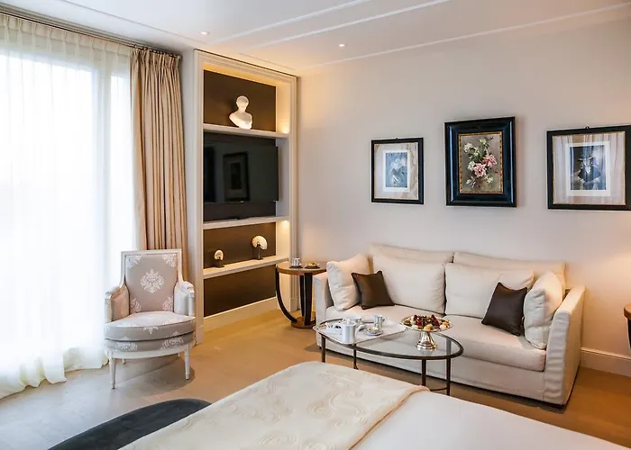 パラッツォ パリジ ホテル＆グランド スパ Lhw ホテル 5*