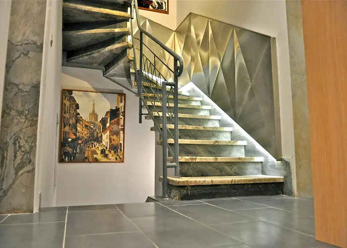 多佛尔酒店 2* 米兰