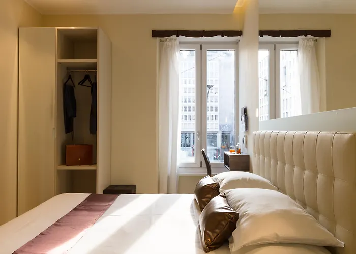 Ah - Fashion District 4* Milánó