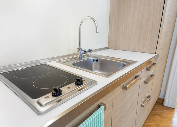 Apart-hotel De La Gare 4*