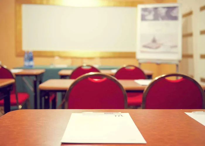 Mercure Centro Hotell 4*