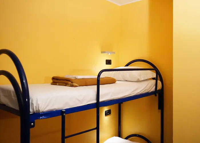 Aig Piero Rotta Hostel Milano