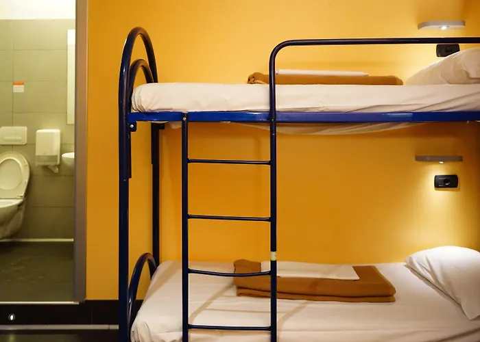 Aig Piero Rotta Hostel *