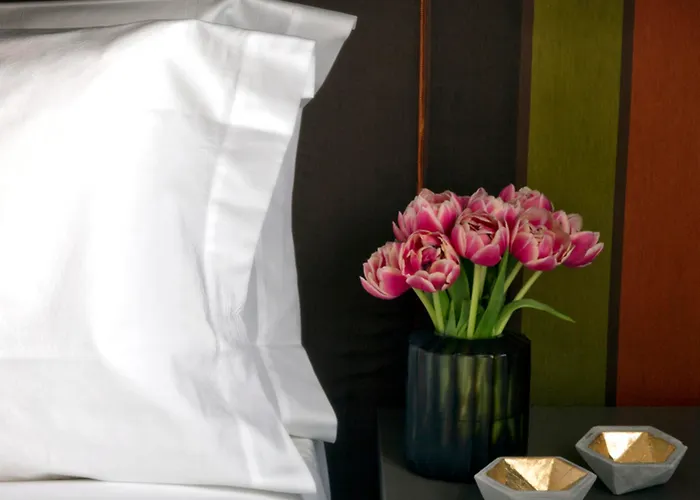 Отель Fifty House 5*