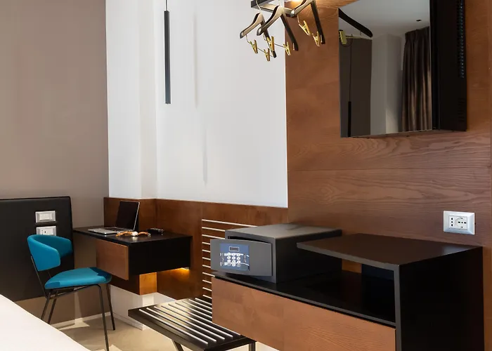 The Corner Duomo 4* Milano