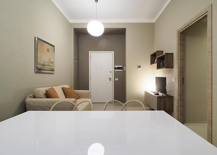 Contempora - Cavallotti 13 - B32 * Milán