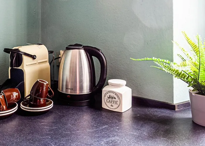 Joivy Elegant Flat With Balcony *