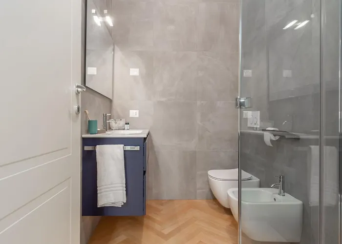 Apartmán The Best Rent - Spacious Three-bedroom With Terrace