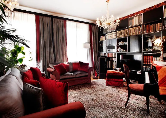 Charming Elegant In Historic Art Nouveau Building,
