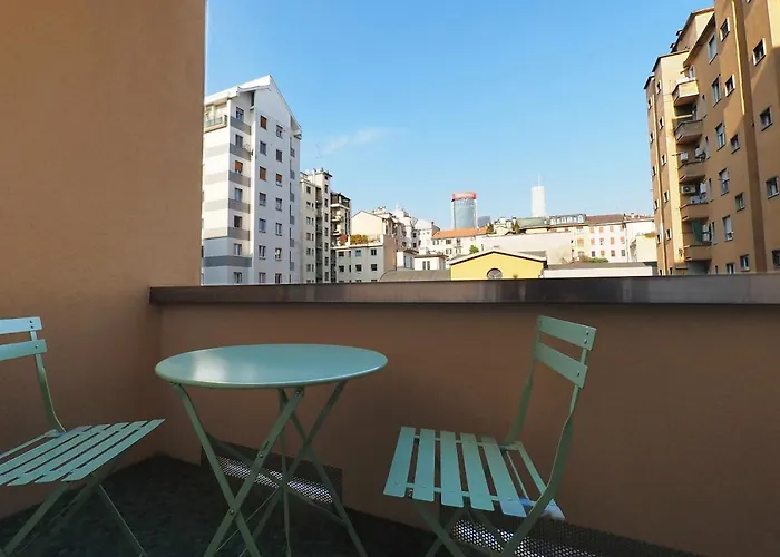 Mba24. Charming Close To Metro Fieracitylife Lejlighed *