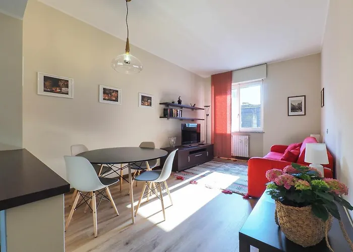 Apartmán Mba24. Charming Close To Metro Fieracitylife