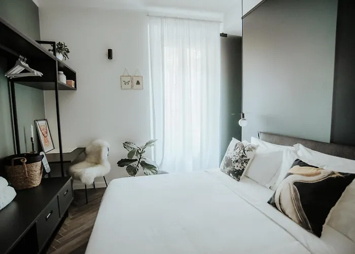 Ca Bela - Porta Romana Pensión