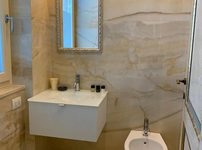 Apartment Fifty Eight Duomo View Milan