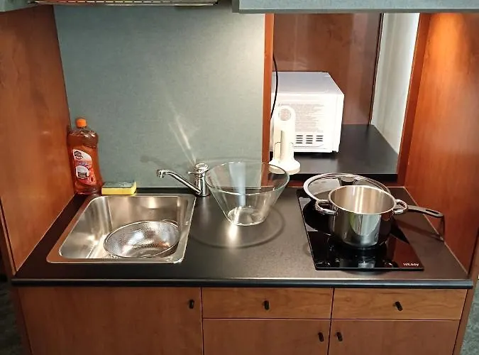 Elegant For 4 - Metro 5 Min - Duomo 10 Min - Apartment