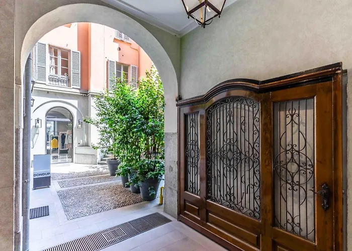 Quadrilatero Della Moda- Luxury Loft In The Heart Of The Fashion District * Milano