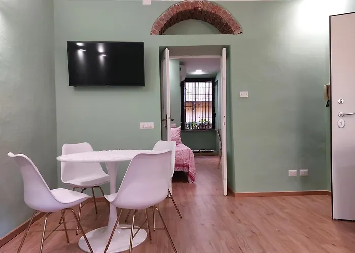 2 Via Fabio Mangone Lägenhet