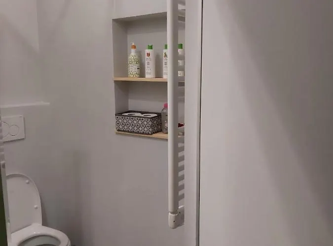 2 Via Fabio Mangone Lägenhet *