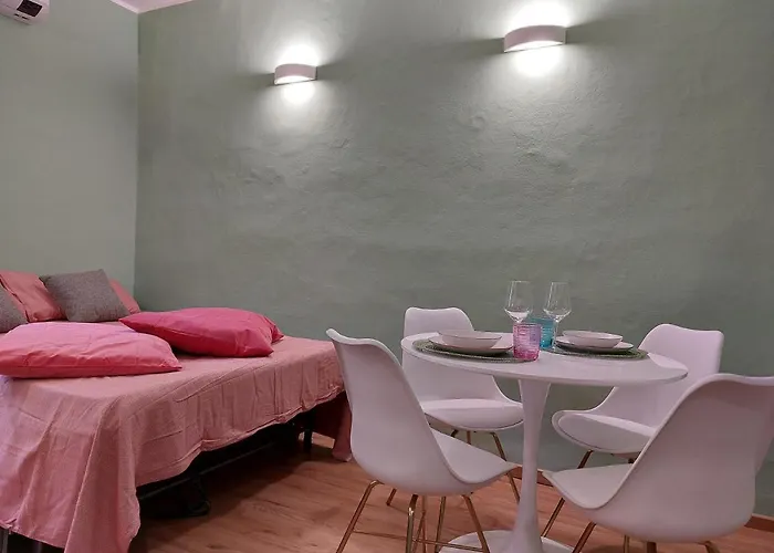 Appartement 2 Via Fabio Mangone *