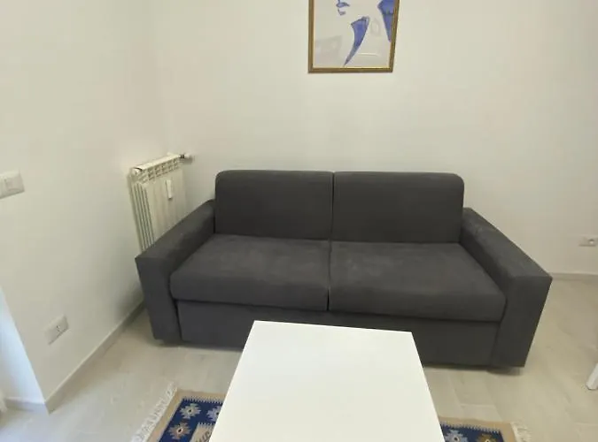 Lady Indigo San Siro Апартаменты