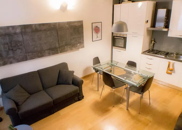 Cozy Navigli * Милан