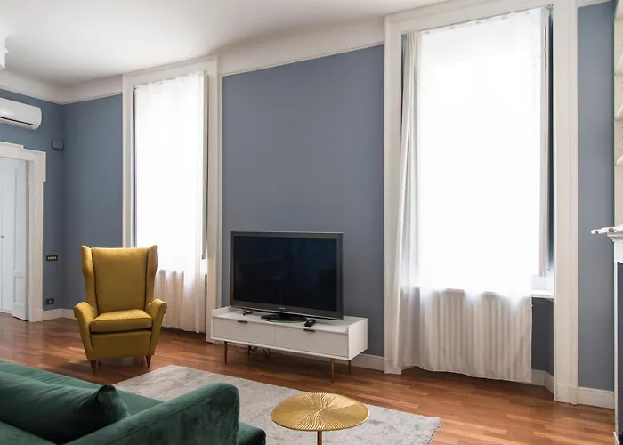 Youhosty - Farneti 1 *