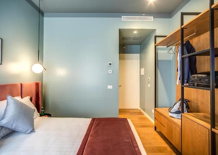 Sheva Boutique Отель Милан