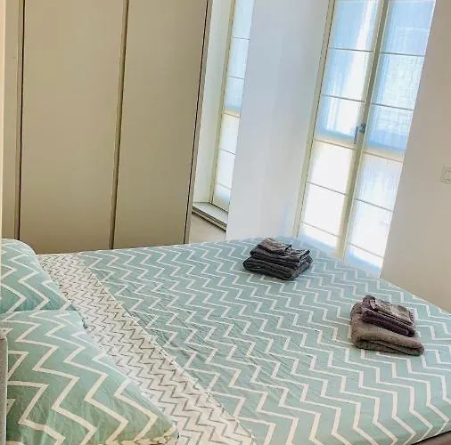 Bocconi-navigli 10 Milan