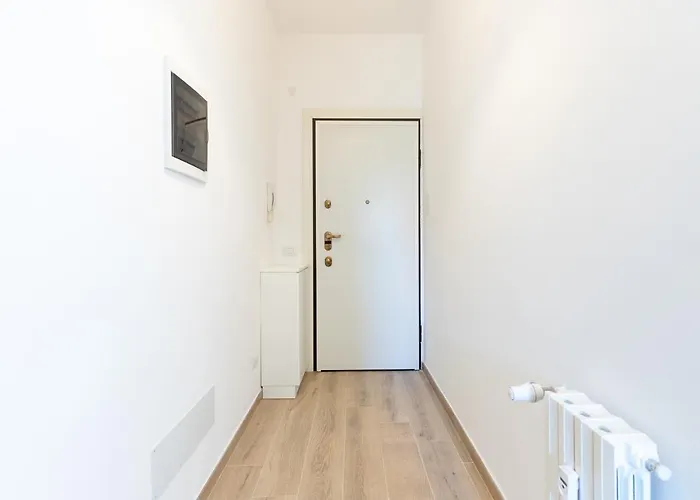 Alessia's Flat- M3 Corvetto Milaan