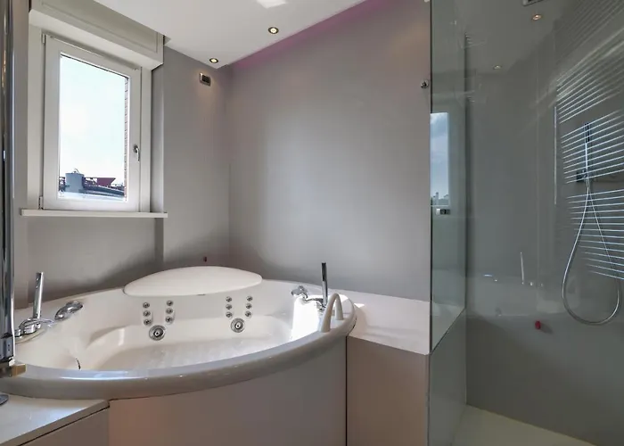 San Siro Stadium Luxury Apartman *