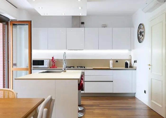 San Siro Stadium Luxury Apartman *