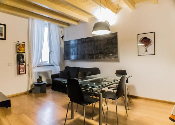 Cozy Navigli Милан