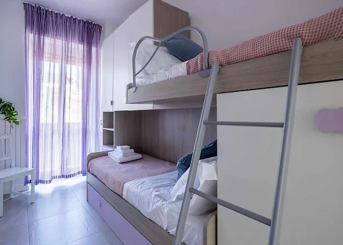 Rent - Parking And Comfort - Spacious Up To 8 Pax Appartamento