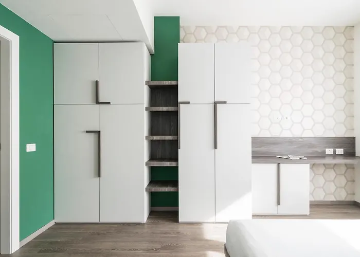 Contempora - Cavallotti 13 - A62 * Μιλάνο