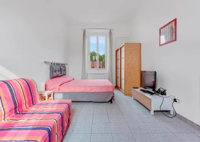 Mo1 - Wonderful With Terrace -