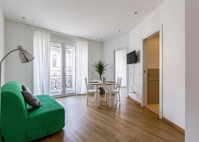 Guesthost - In The Heart Of Milano! Milán