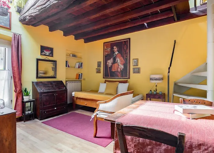 Brera Cosy Studio On 2 Levels! Апартаменты Милан