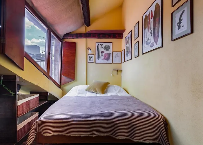 Brera Cosy Studio On 2 Levels!