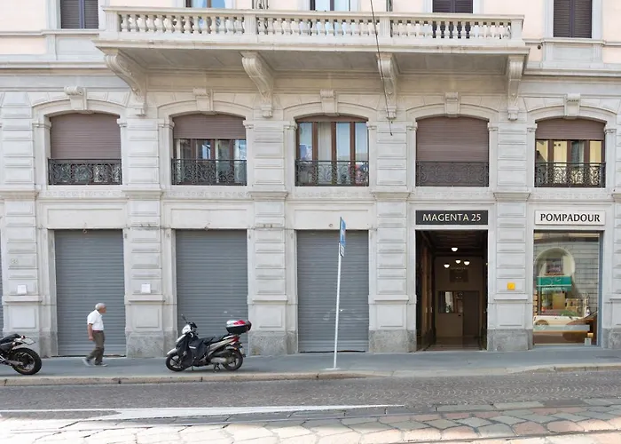 Guesthost - Apts Milano-corso Magenta