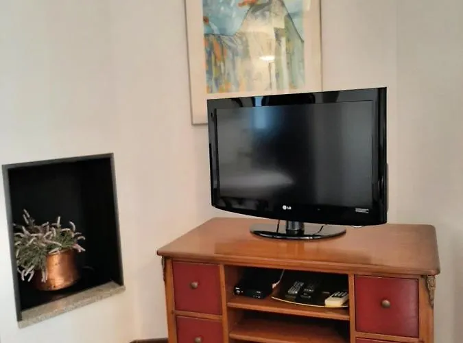 App Elegante Con Terrazzo Zona Centrale X 4 Persone