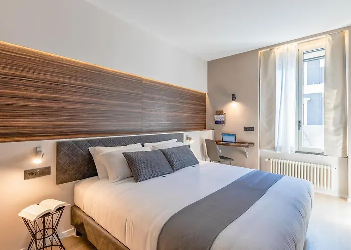 Ah - Duomo Essence Hotel 3*