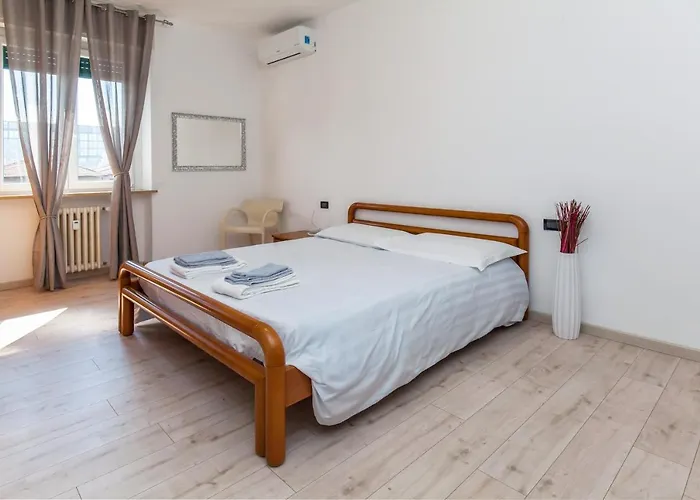 Apartamento Bicocca Modern Flat Milán