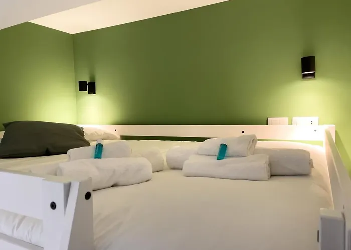 Suzzani 273 酒店 *