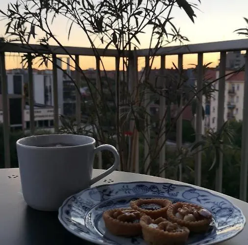 Feel@home Apartment+rooms ميلان