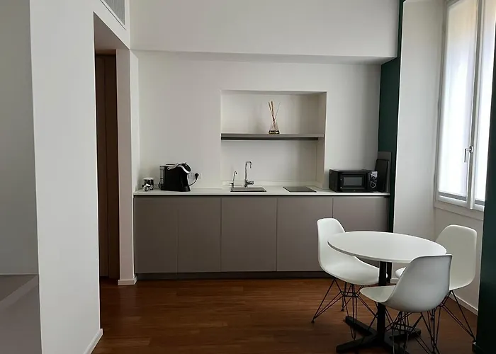 Ariosto Social Club * מילאנו