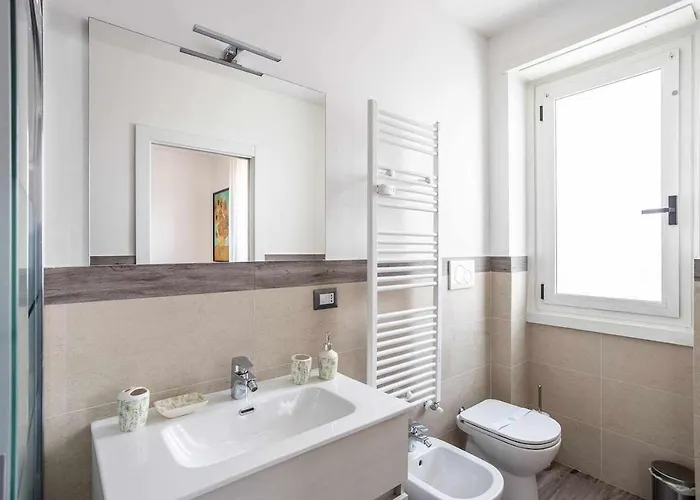 Apartament Rent - Parking And Comfort - Spacious Up To 8 Pax Mediolan