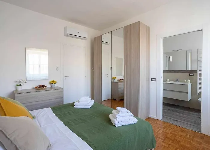 Rent - Parking And Comfort - Spacious Up To 8 Pax Mediolan