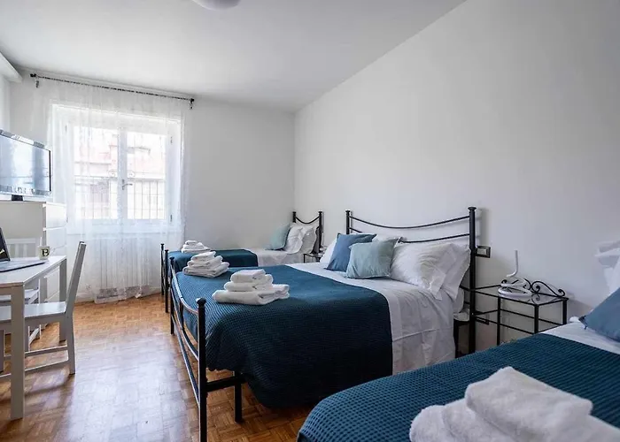 Rent - Parking And Comfort - Spacious Up To 8 Pax